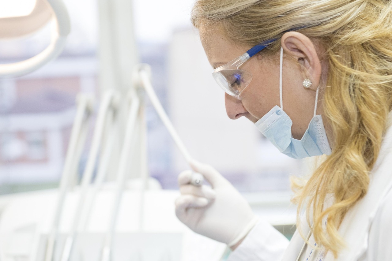 doctor, medical, medicine, health, stetoscope, healthcare, stethoscope, healthy, hospital, diagnostic, medic, health-care, diagnosis, disease, care, nurse, clinical, clinic, mask, dentist, dental, fem